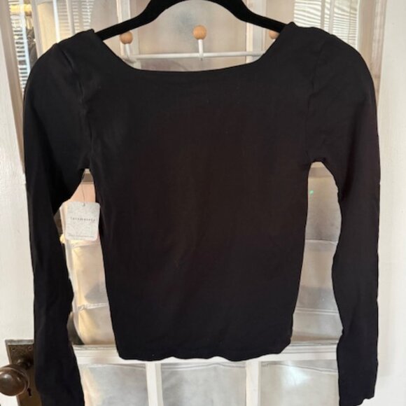 Free People Clean Lines Long Sleeve Black Shirt (NWT) Size M/L - Picture 4 of 4